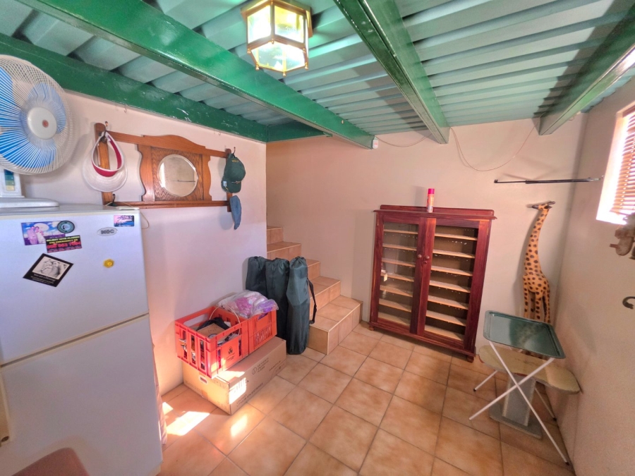 8 Bedroom Property for Sale in Bethlehem Free State